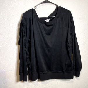 Black ariat shirt